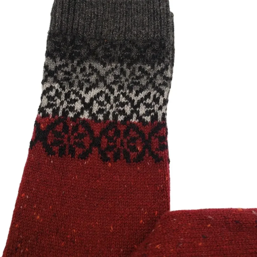 Garnet Hill 82% Cashmere Pattern‎ Luxury Crew Socks Burgundy Black Annalise Med